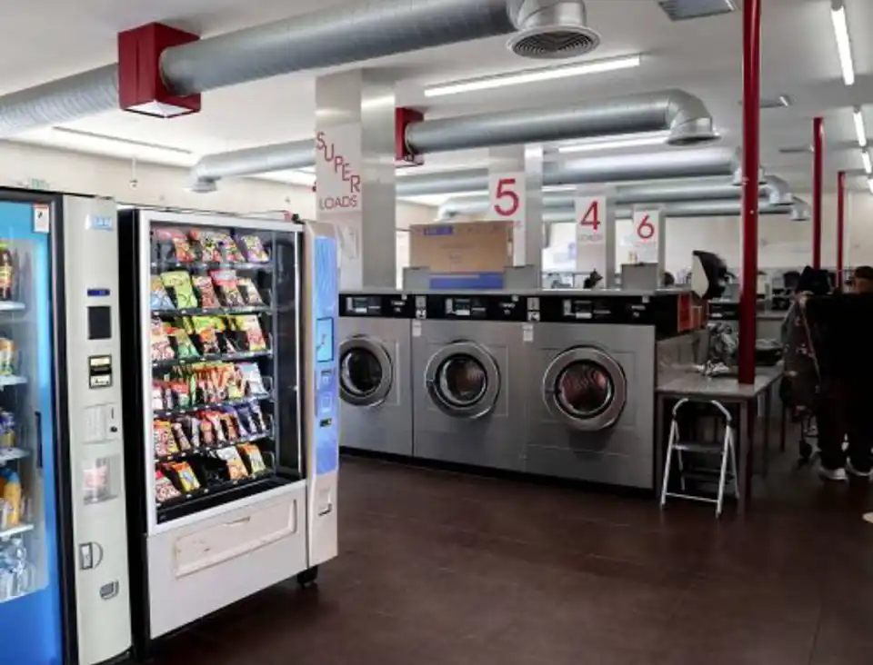 Tres Toros Vending