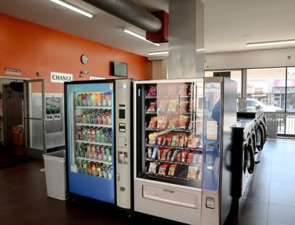 Tres Toros Vending 003